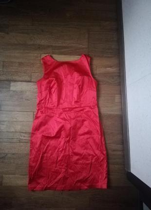 Красное облегающие платье