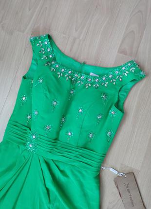 Ярко зелёное вечернее платье с кристаллами сваровски4 фото