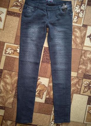 Круті нові джинси скінні.4 фото