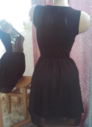 Мініатюрне вечірня сукня з паєтками від аміѕи