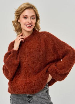 Базовий светр оверсайз в кольорі теракот