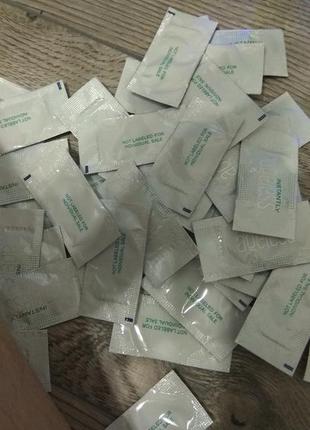 Сыворотка мгновенная против морщин для лифтинга лица, удаляет мешки для глаз,...