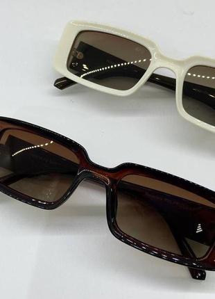 Женские солнцезащитные очки линзы с поляризацией прямоугольные в пластиковой оправе