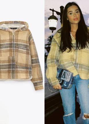 Теплая шерстяная куртка рубашка zara с капюшоном 50% шерсть