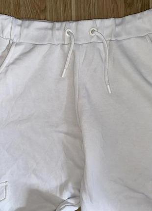 Стильные молочно серые спортивные штаны джоггеры  на байке оригинал primark  размер указан л8 фото