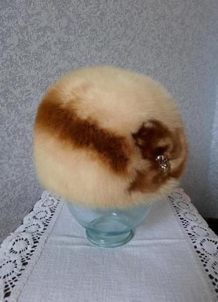 Женская норковая шапка,супер красивая,мягкая, внутри есть регулируемая утяжка для подгонки под нужный размер,100%мех норки.