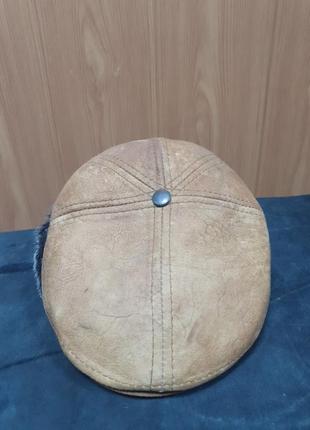 Кепка кожа