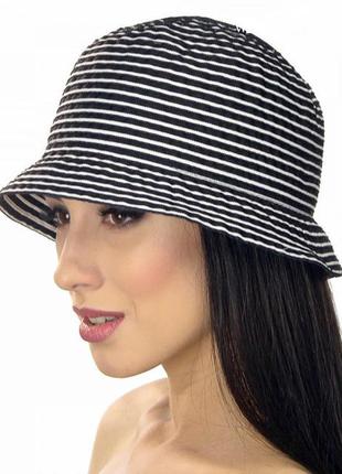 Женская шляпка с маленькими полями в полоску - 106-011 фото