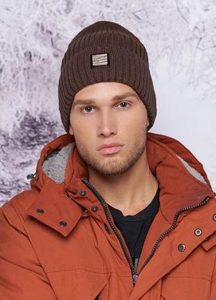 Мужская шапка с отворотом "камиль" - 5017 белый