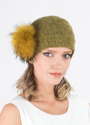 Шапка из шерсти "ажка"