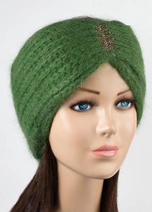 Зимняя повязка крупной вязки украшенная стразами и бусинками - p-15 хвойный