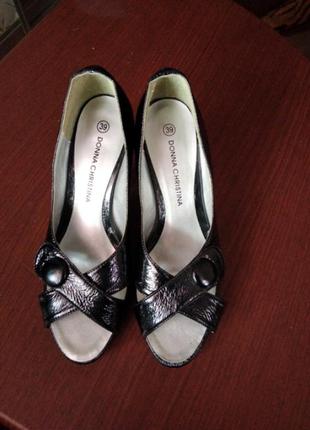 Босоніжки жіночі,зручні