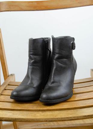 Primark красивые темно серые деми ботинки на блочном каблуке, полу сапоги (23 см)4 фото