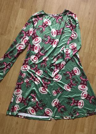 Платье с оленями, б\у. м-l