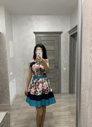 Плаття нарядне пишне б/у