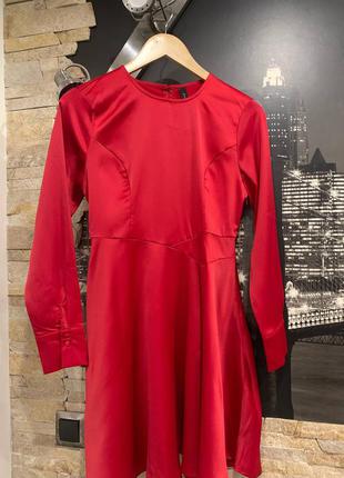 Невероятное платье красное дания