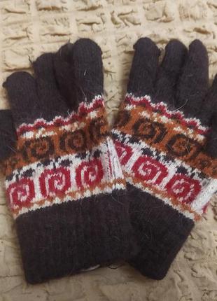 Нові рукавички