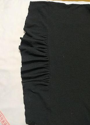 Черная блуза футболка с красивым рукавом с рюшами7 фото