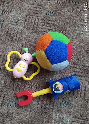 Игрушки комплектом