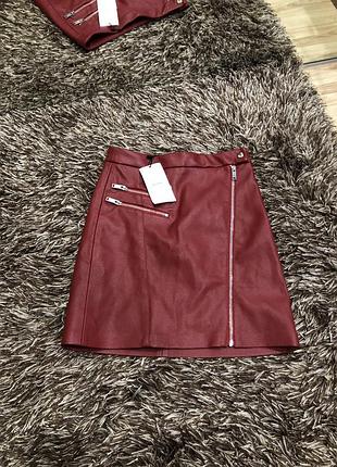 Стильная мини юбка bershka