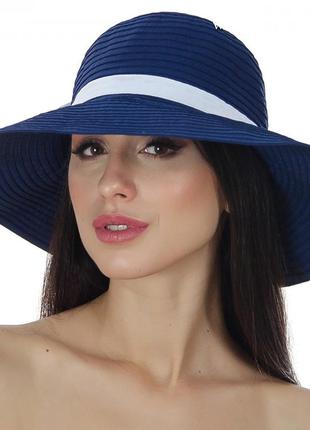 Темно-синяя шляпа с белым цветком - 001-05