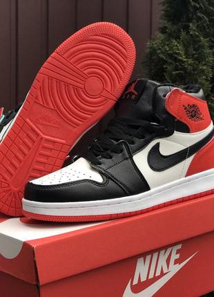 Кросівки жіночі air jordan