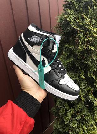 Air jordan  кроссовки женские