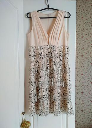 Ніжне платтячко