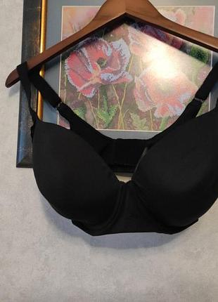 Прекрасний чорний бюстгальтер 34 ff