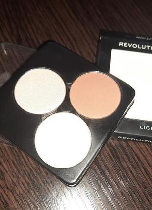 Highlight & contour magnetic refill face powders 3in1 revolution pro  хайлайтер бронзер контуринг