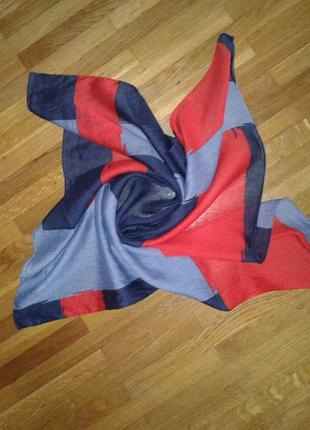 Якісний яскравий платок 85*85