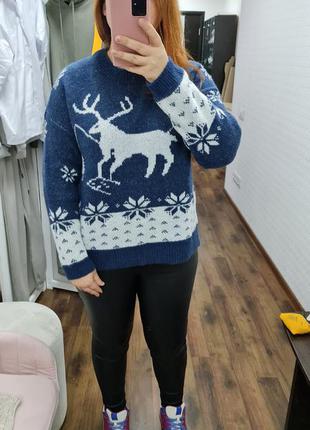 Різдвяні теплі светри з оленями для фотосесій та настрою5 фото