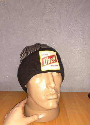 Чоловіча шапка obey (нові)