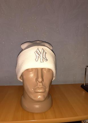 Шапки зимние унисекс (новые)