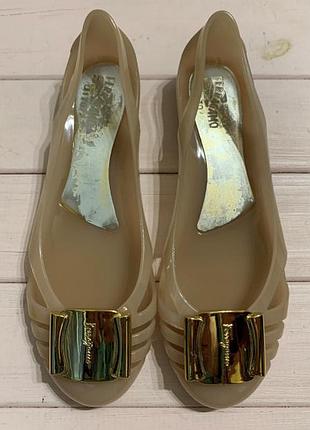 Балетки bermuda salvatore ferragamo розмір 7/37