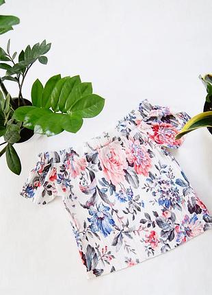 Топ с цветами select