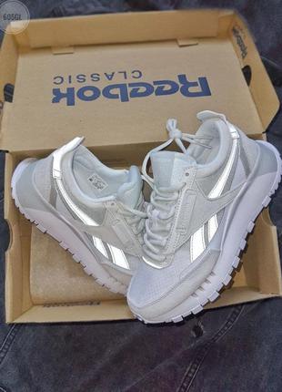 Кроссовки женские reebok leather legacy