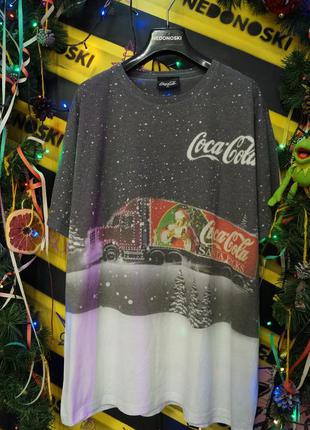 Новорічна святкова футболка -свято до нам приходить coca-cola - дід мороз5 фото