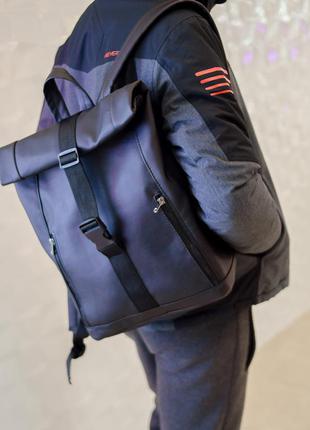 Черный рюкзак для стильных мужчин, которые ценят комфорт3 фото