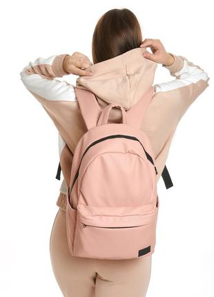 Зручний прогулянковий, стильний рюкзак для дівчат в кольорі пудра