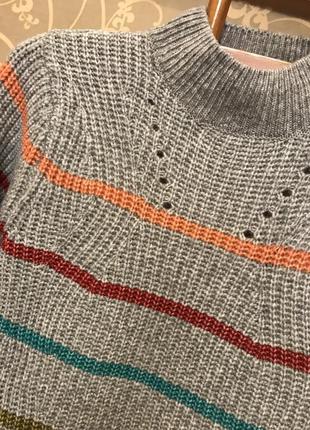 Очень красивый и стильный брендовый вязаный свитерок в полоску 20.6 фото