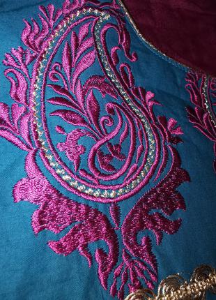 Сливовое платье в этно бохо стиле индийское с вышивкой люрексом миди расклешенное5 фото