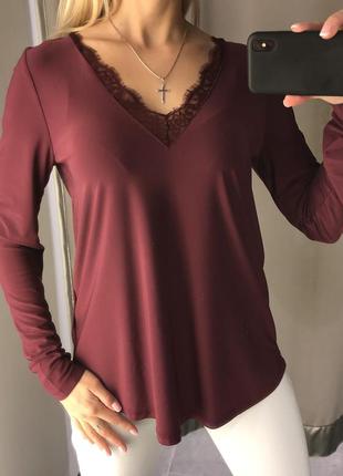 Красива блуза з вирізом. amisu. розмір хс.