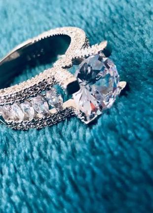 Кільце перстень з великим каменем алмаз срібло масивно перстень5 фото