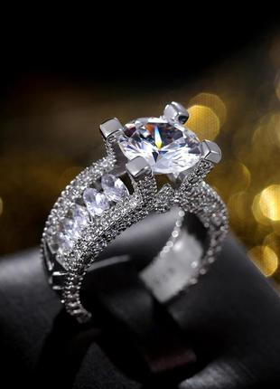 Кольцо перстень колечко массивное алмаз крупный камень
