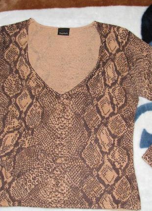 Леопардовый свитерок с декольте от "debenhams" р.46-48 есть обмен.