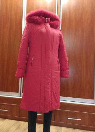 Пальто пуховик жіноче зимове з опушкою1 фото