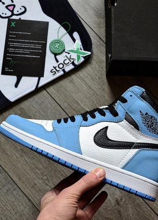 Кросівки nike air jordan 1 retro 'university blue'