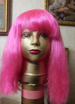 Шикарный розовый парик на сетке