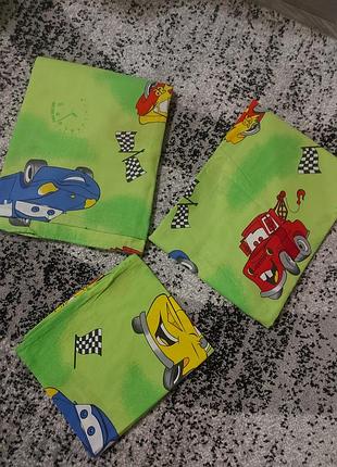 Дитяче постільна в ліжечко